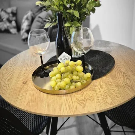 Apartment Ami Luxury Vi Centrum - Parking- *